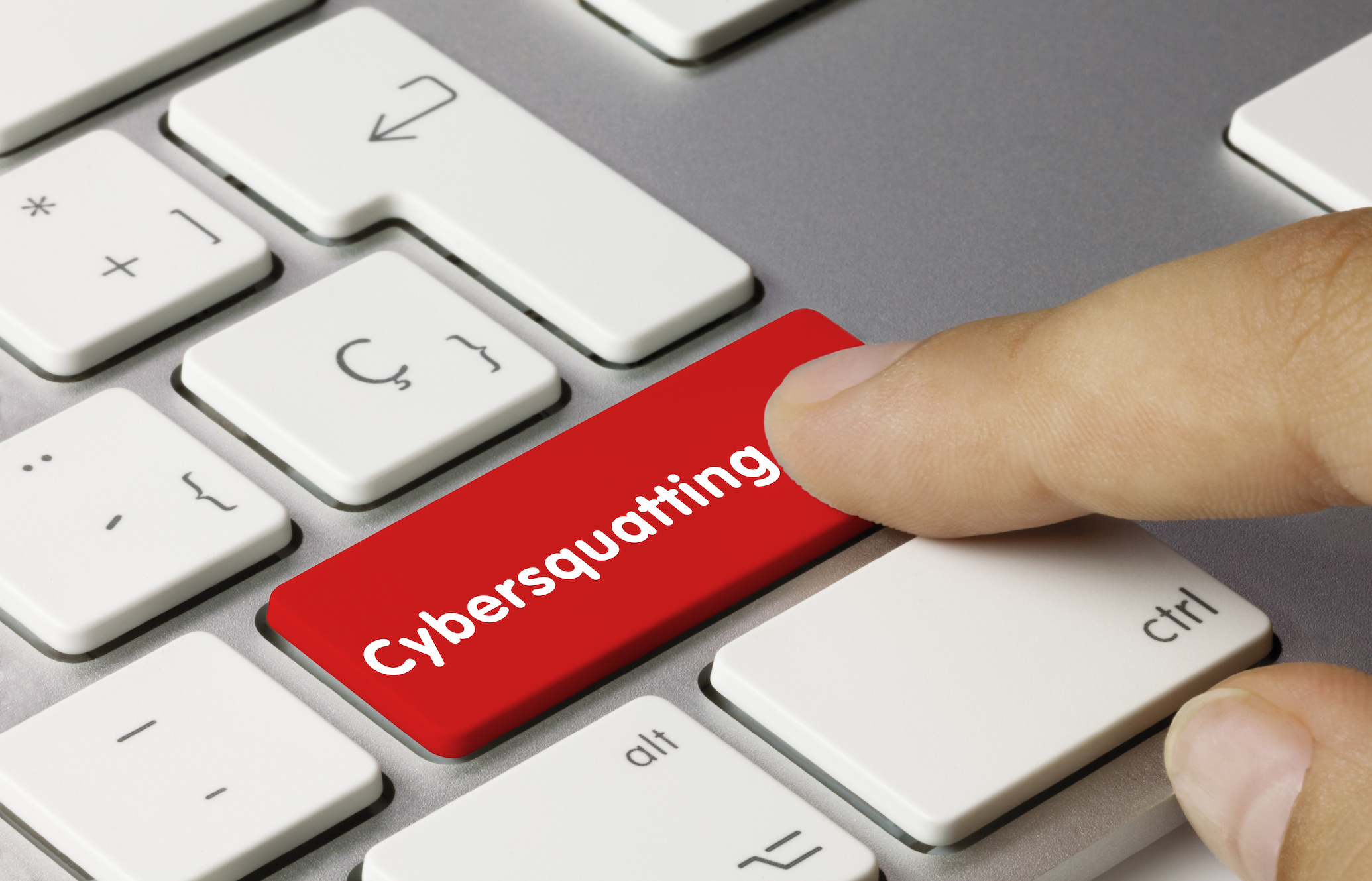 Arrêt de principe de la cour de cassation du 5 juin 2019 sur le cybersquatting : décryptage et conseils d’expert